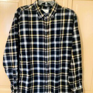 St John's Bay Super Soft Blue Plaid, Long Sleeve Flannel Shirt. Size Large
